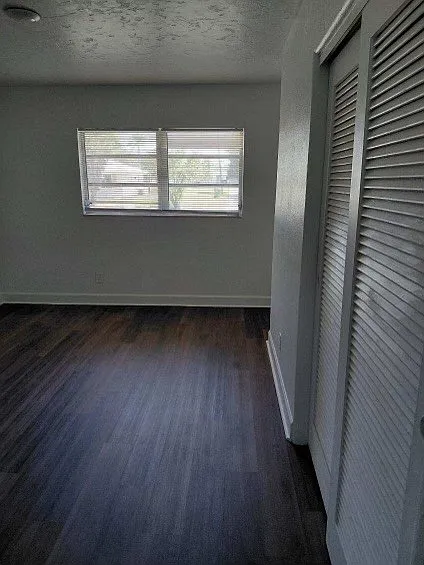 919 Osborne Dr #W — Photo 8