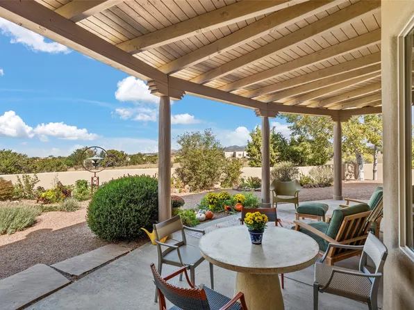 62 Condesa Rd, Santa Fe, NM 87508