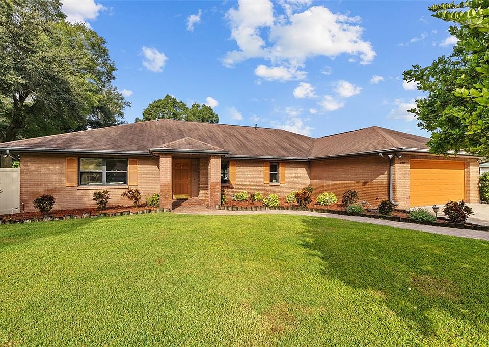 1st image of 2521 Laurelwood Ln