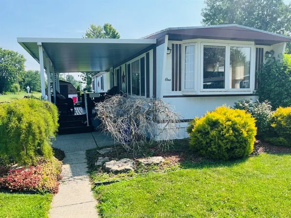 1 James Ct, Chatham Kent, ON N7L 4Y7