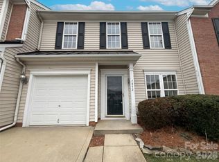 7892 Mariners Pointe Cir, Denver, NC 28037