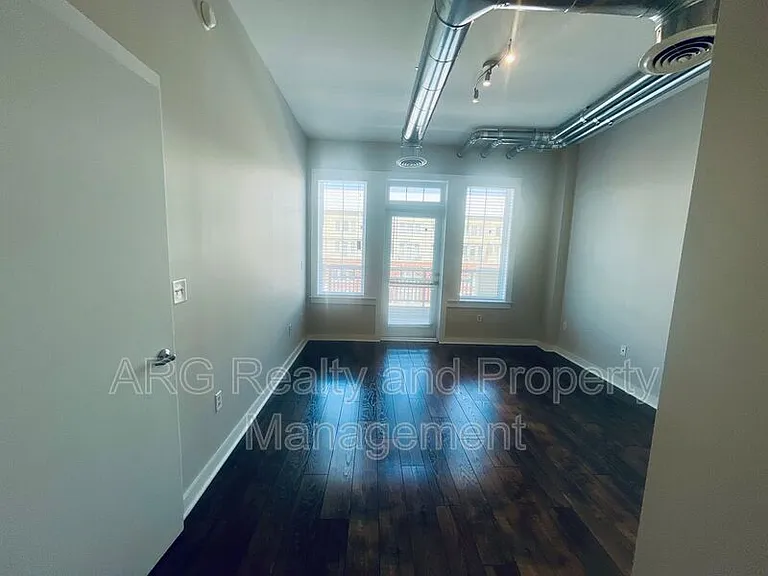 265 18th St NW #2431 — Photo 6