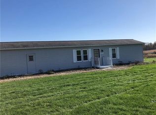 652 Cameron Rd, New Castle, PA 16101