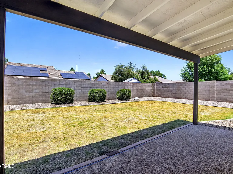 1308 E Princeton Ave — Photo 23