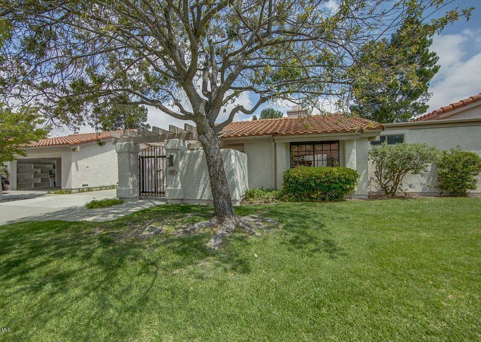 1st image of 252 Pebble Beach Dr