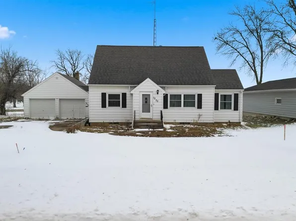 1025 7th St S, Saint James, MN 56081