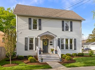 305 Edward St, Sycamore, IL 60178