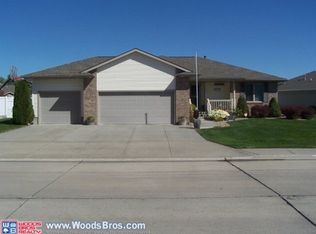 1407 Mansfield Rd, Grand Island, NE 68803