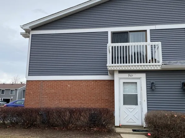 901 Van Buren Ct, Vernon Hills, IL 60061