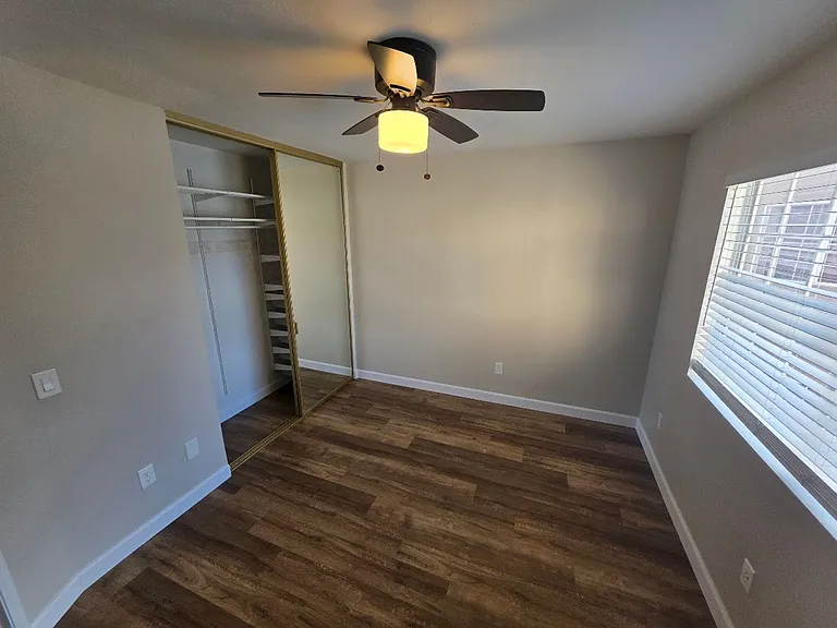 436 Lime Ave #4 — Photo 15
