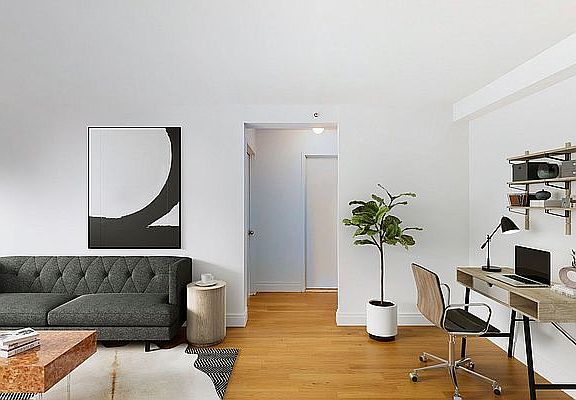 4th image of 150 E 44th St APT 9E