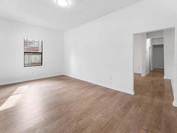 3rd image of 37 Johnson Rd NW