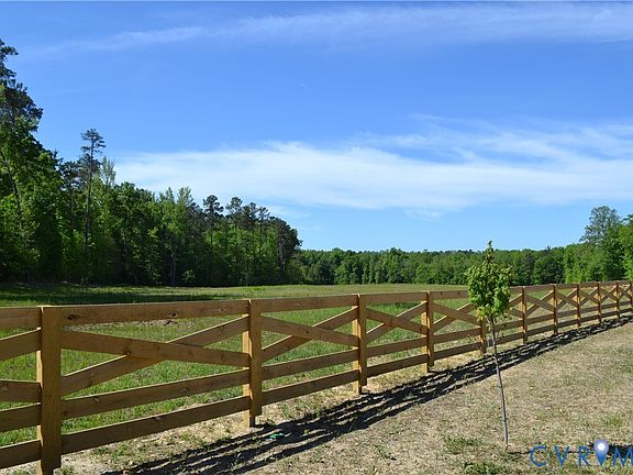 3rd image of 11160 Beaver Bridge Rd