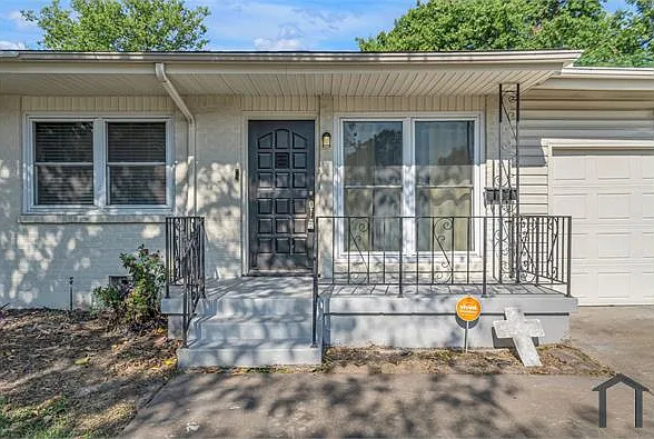 3 bed, 1466 sqft, $2,150 — Photo 2