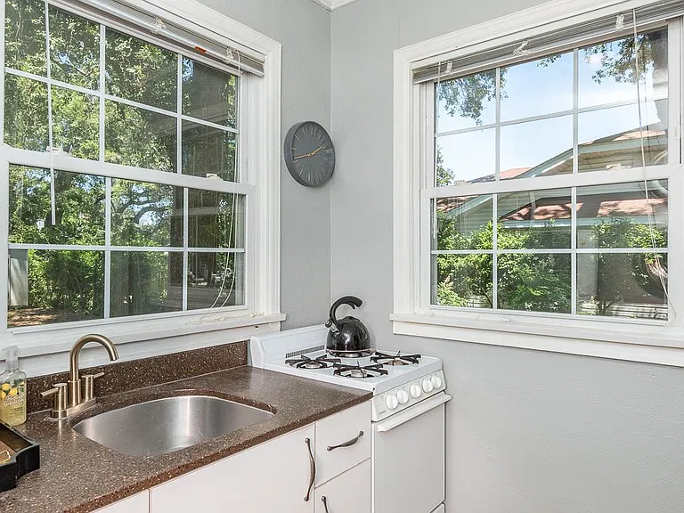 1402 E Jackson St #1402 — Photo 14