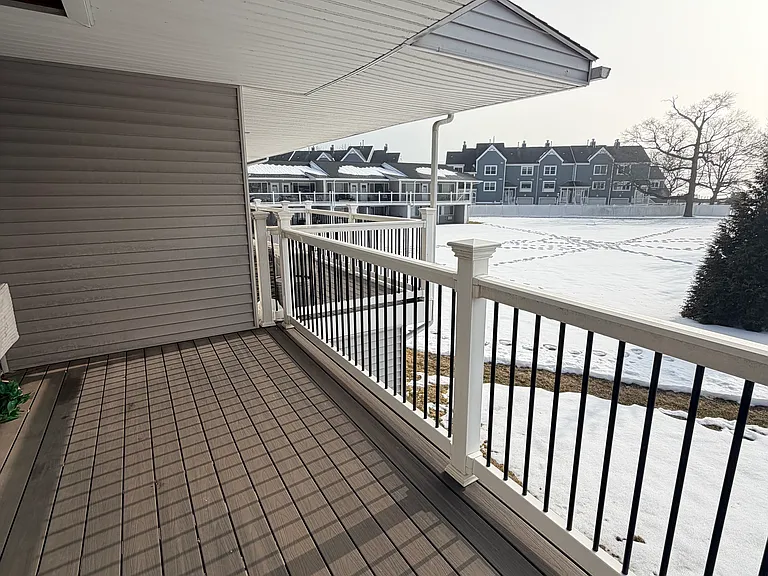 127 Cosey Beach Ave #B1 — Photo 8