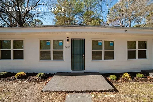 5115 Higgins St Photo 1