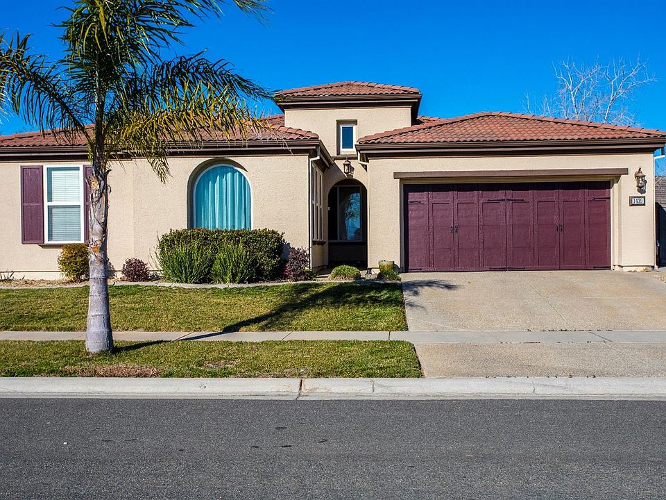 1st image of 1439 Vista Dr