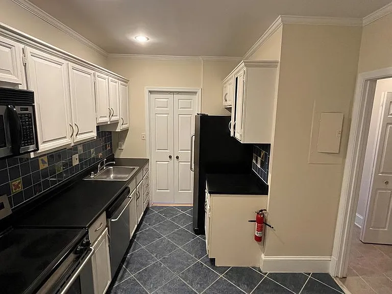 1676 Beekman Pl NW #C — Photo 21