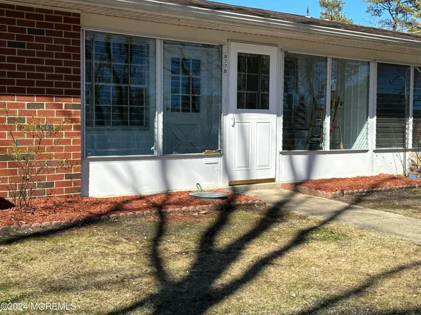 877B Balmoral Court, Lakewood, NJ 08701