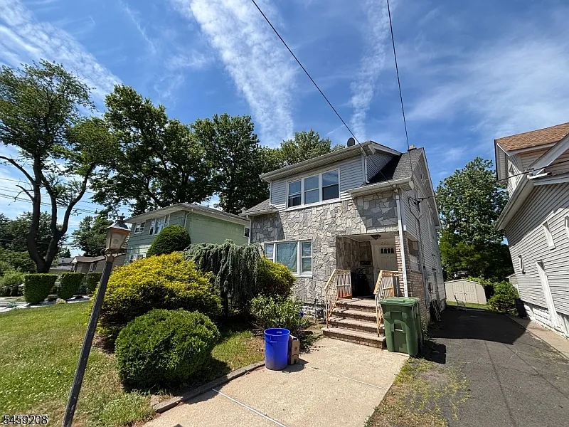 226 Gordon St #2