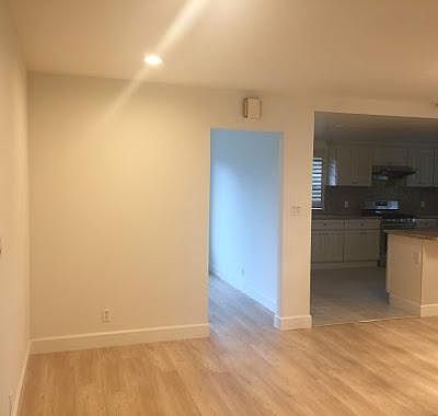 5th image of 10133 S Portal Ave