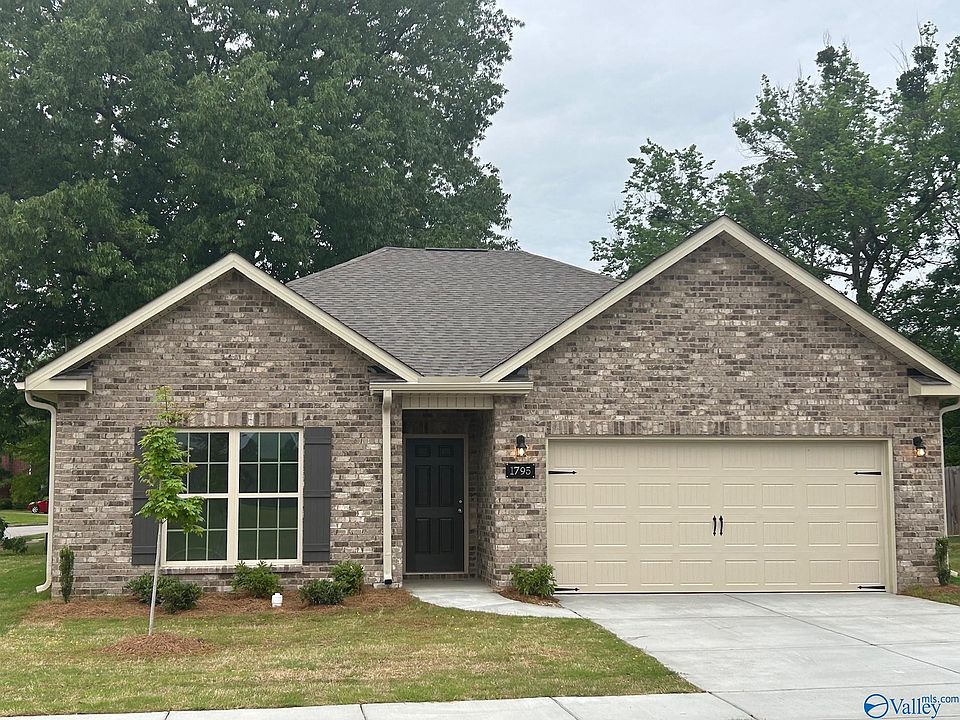 1st image of 1795 Stampede Cir