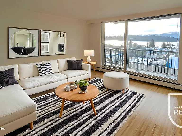 1550 Duchess Ave #407 — Photo 6