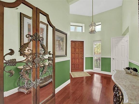 4th image of 2897 SW Mariposa Cir
