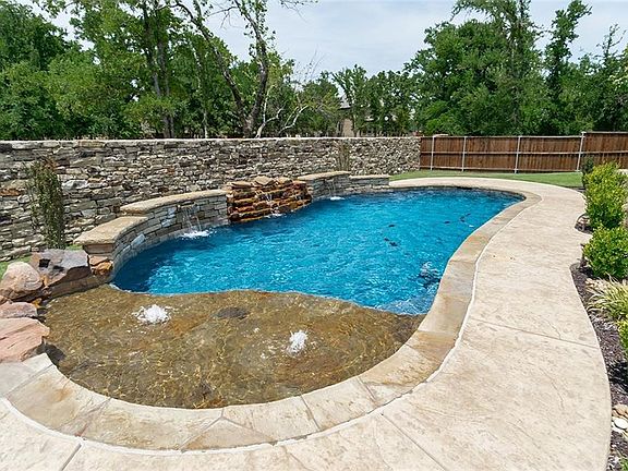 5th image of 11058 Longleaf Ln
