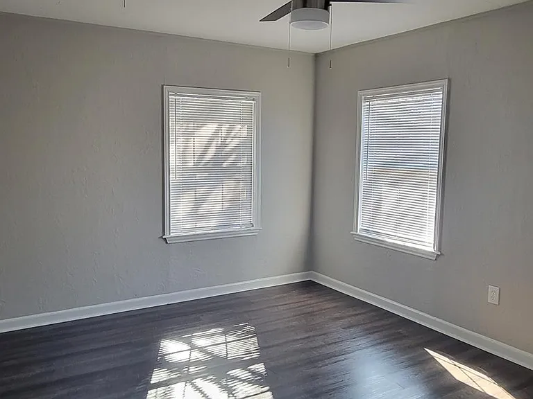 2028 NW 24th St #2028 — Photo 8