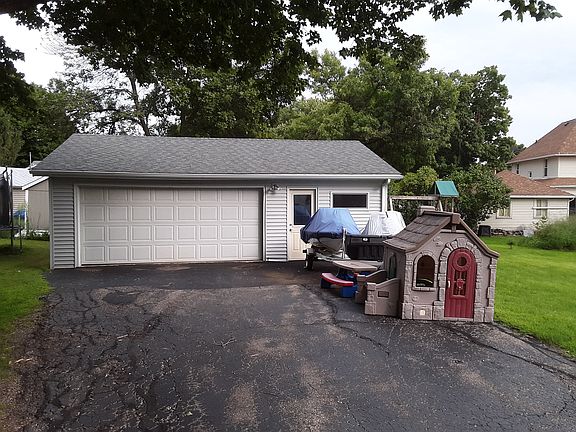 2-Car Garage with Workshop 