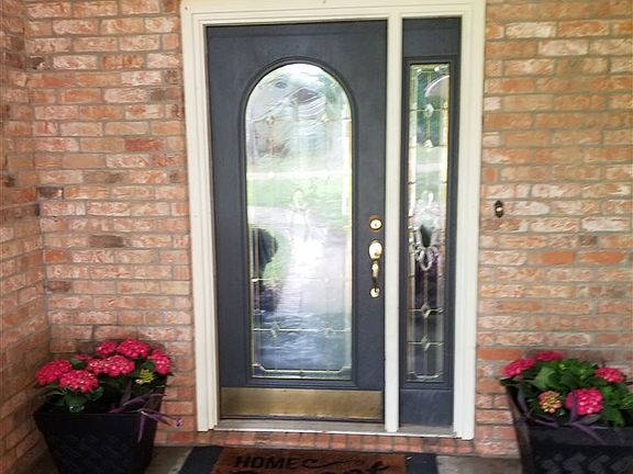 4th image of 185 Oakwood Dr