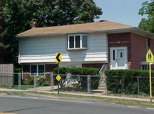 905 Hempstead Ave, West Hempstead, NY 11552