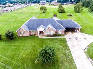 235 Arceneaux Rd, Carencro, LA 70520