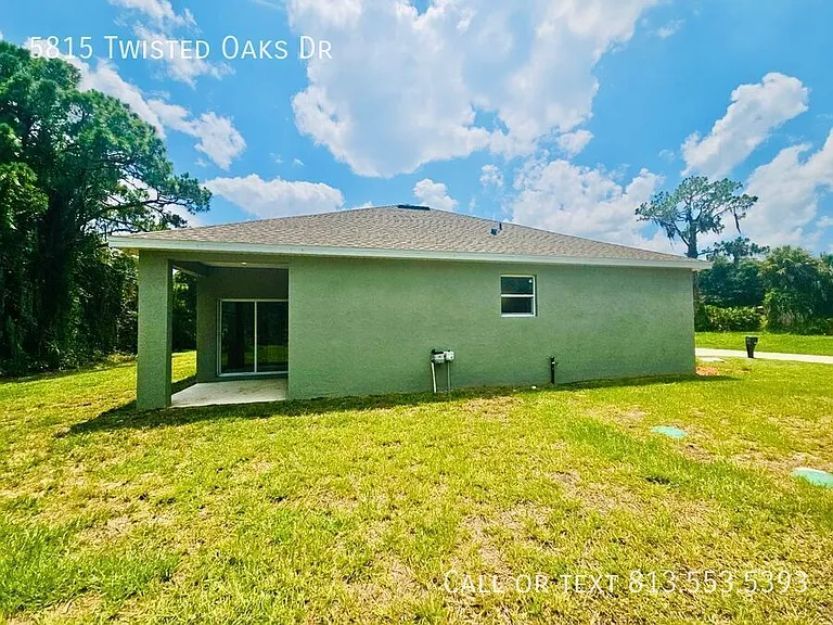 5815 Twisted Oaks Dr — Photo 7