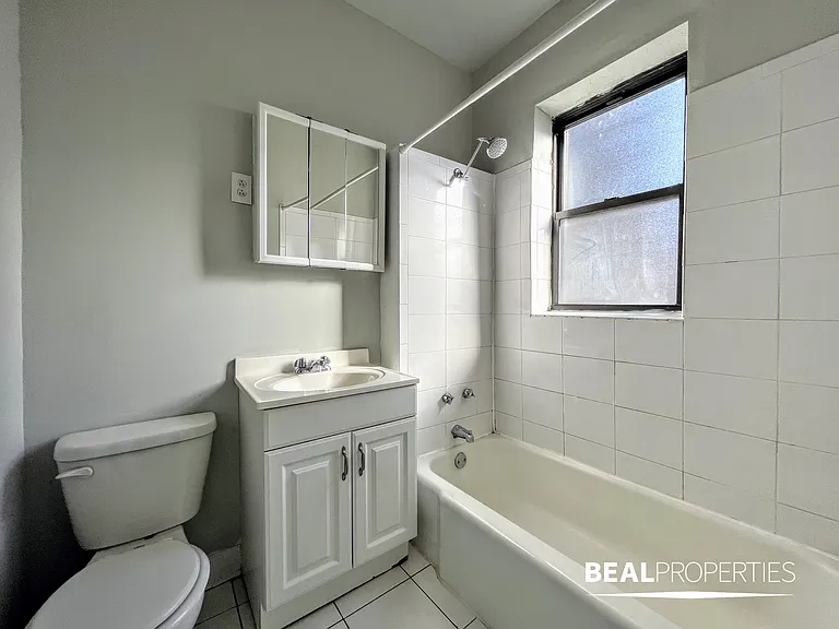 3720-28 N Pine Grove Ave — Photo 34