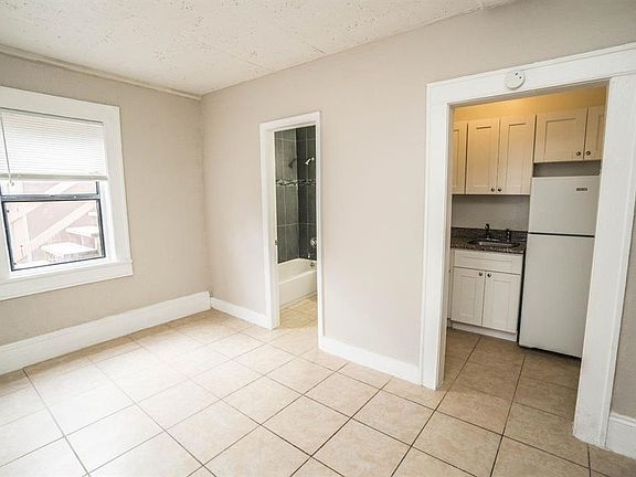 3rd image of 543 2nd St N #1/2
