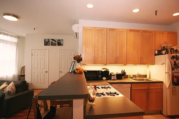 Rented by Corcoran | media 57