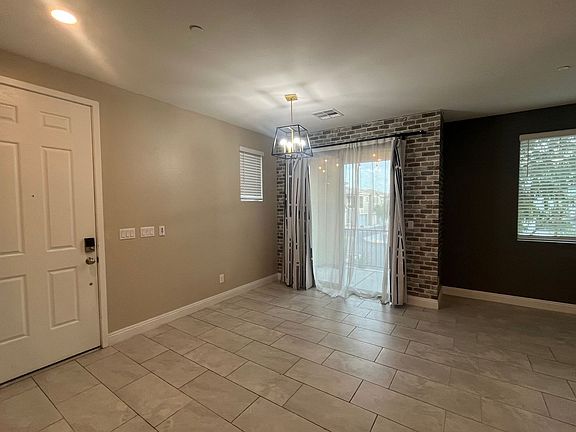 5th image of 965 Nevada State Dr #32101
