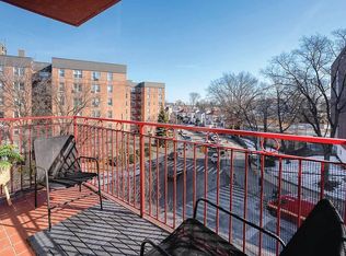 141-24 84th Dr #6B, Jamaica, NY 11435