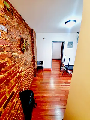 Rented by Compass | media 12