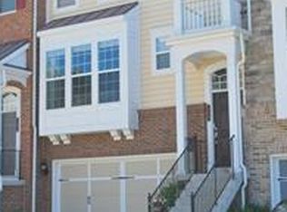 25462 Hopton House Ter, Chantilly, VA 20152
