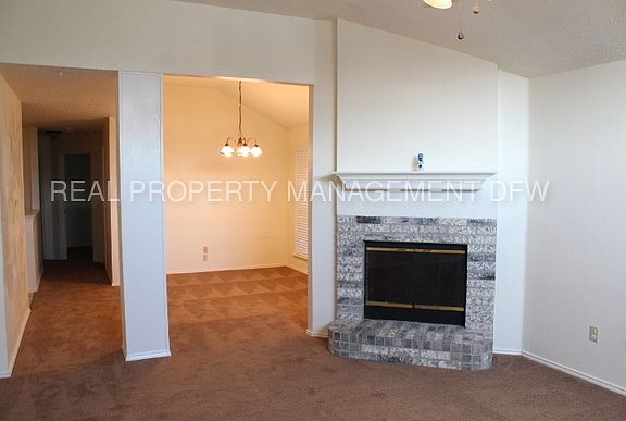 3rd image of 1216 Brookvalley Dr