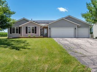 1903 Lorimar Dr, Durand, IL 61024