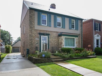 9737 S Leavitt St, Chicago, IL, 60643