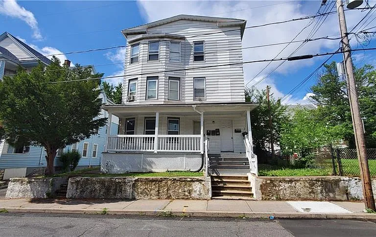 41 Rose St #3 — Photo 1