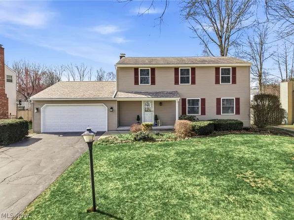 8984 Sherwood Dr NE, Warren, OH 44484