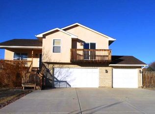 467 S Hook Ct, Pueblo West, CO 81007