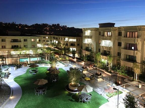 3rd image of 11170 Aqua Vista St APT A205